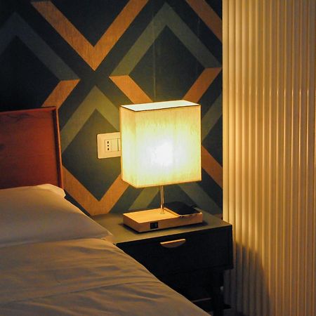 Bed & Breakfast Spaccanapoli 56 Экстерьер фото