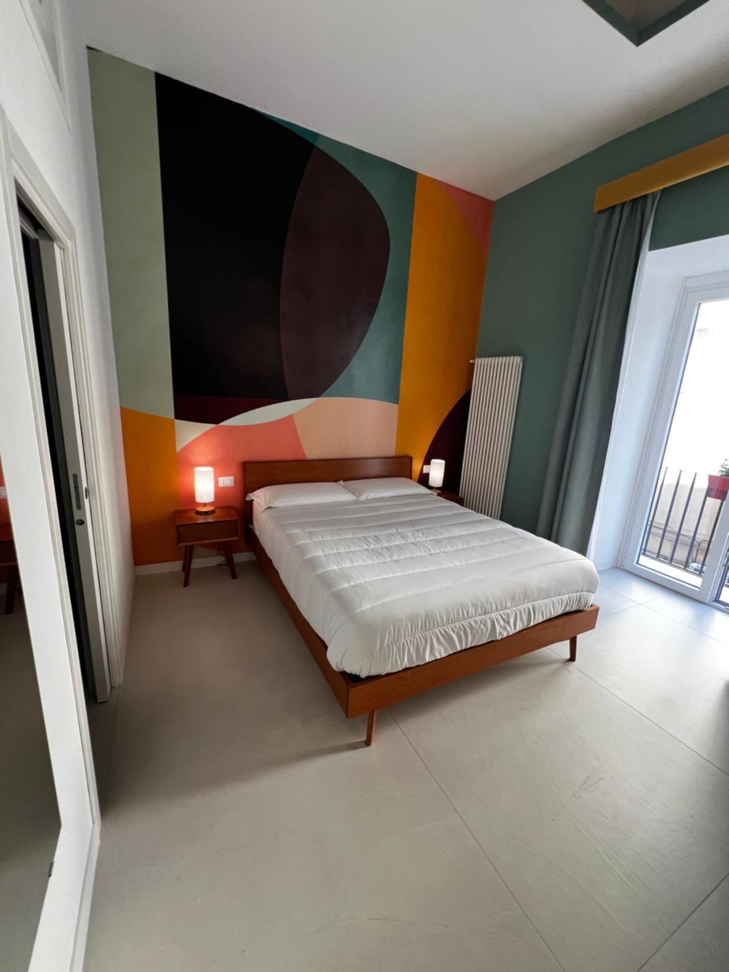 Bed & Breakfast Spaccanapoli 56 Экстерьер фото