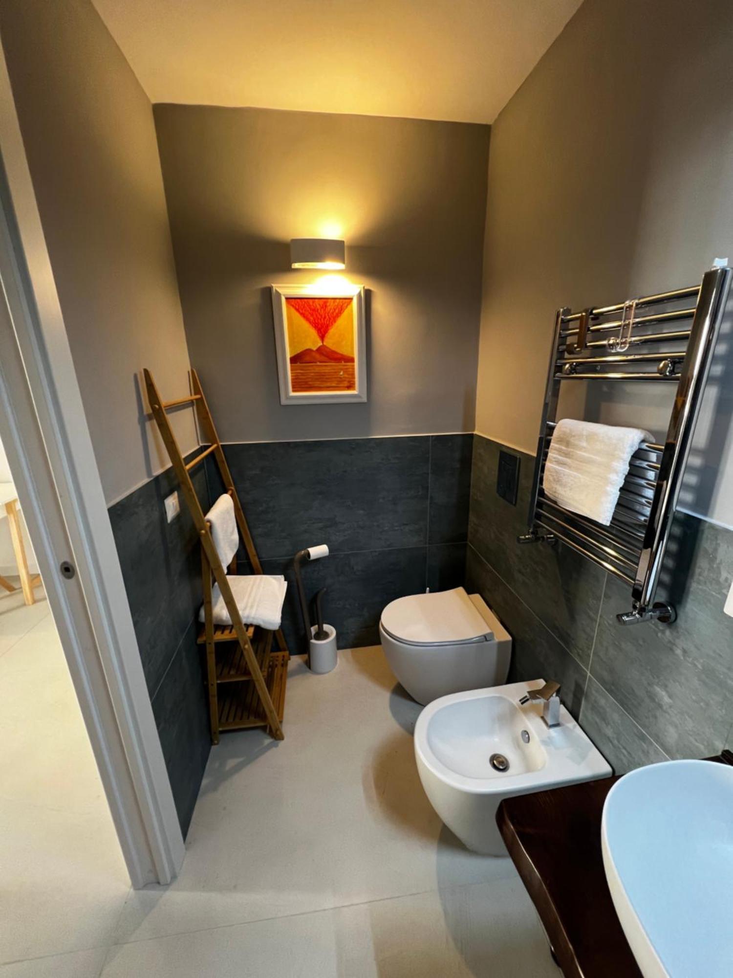 Bed & Breakfast Spaccanapoli 56 Экстерьер фото