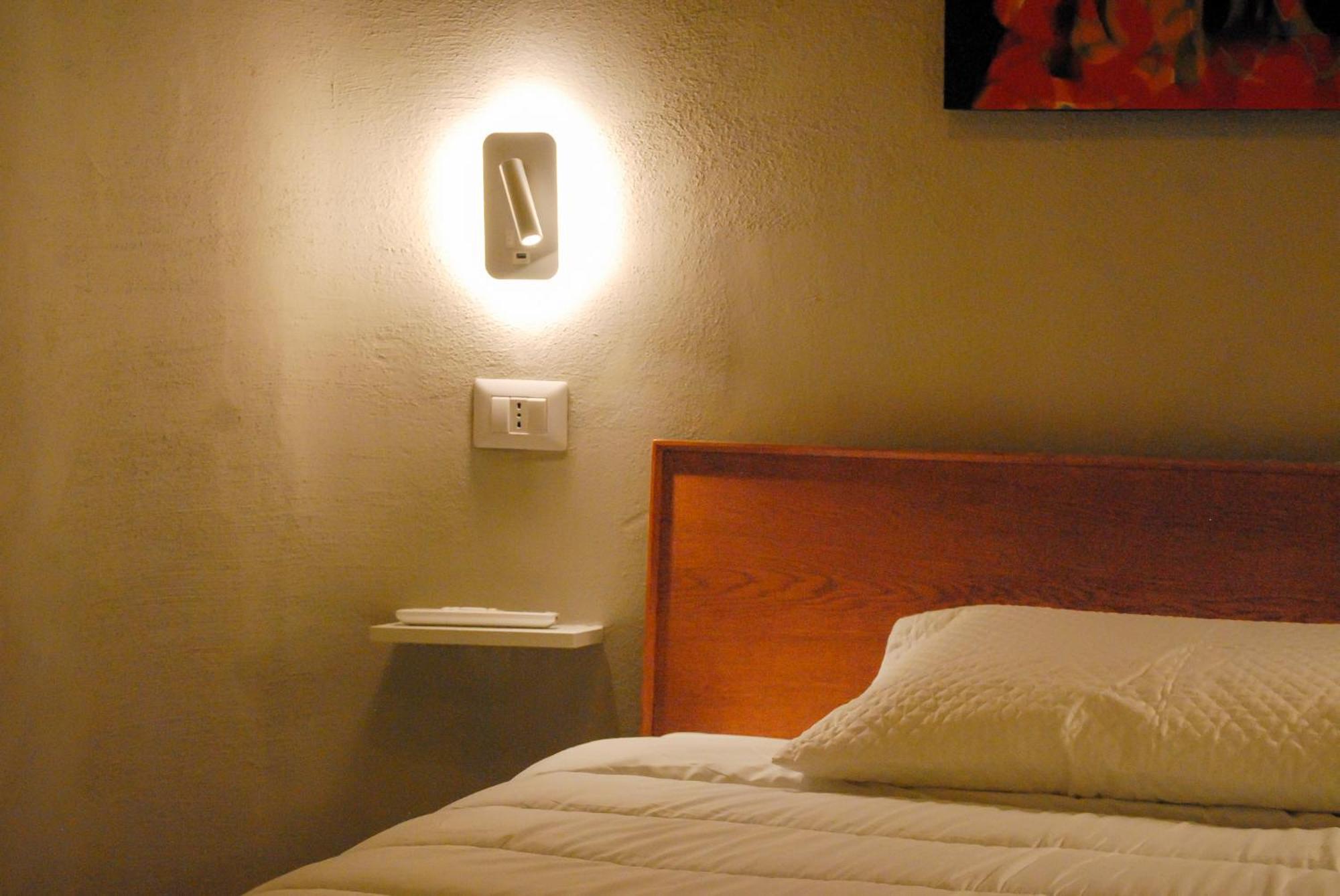 Bed & Breakfast Spaccanapoli 56 Экстерьер фото